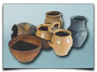 gliniane garnki